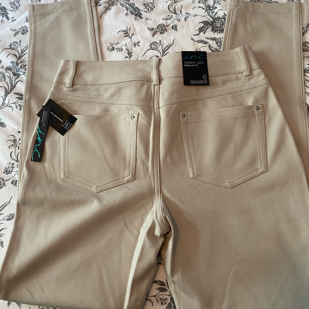 I.N.C Essentials Women’s Jeggings